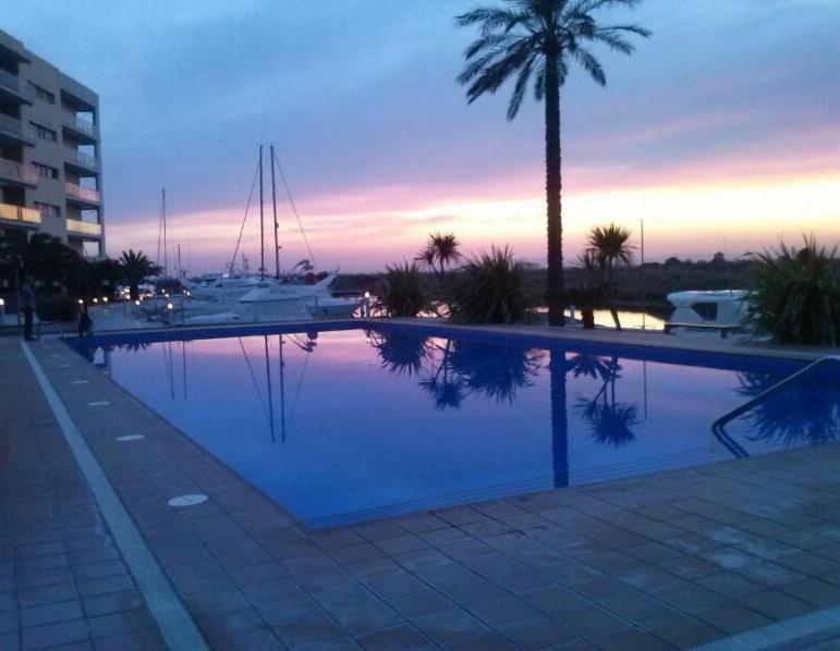 Appartamento Atico En Port Gran Roses Esterno foto